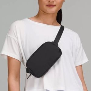 Lululemon mini belt bag